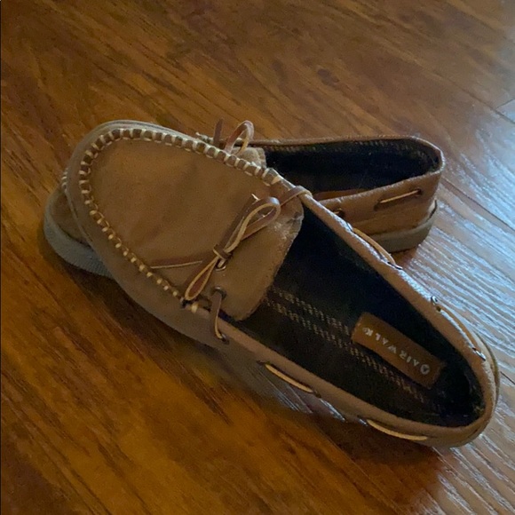 Shoes - Picture 3 of 3